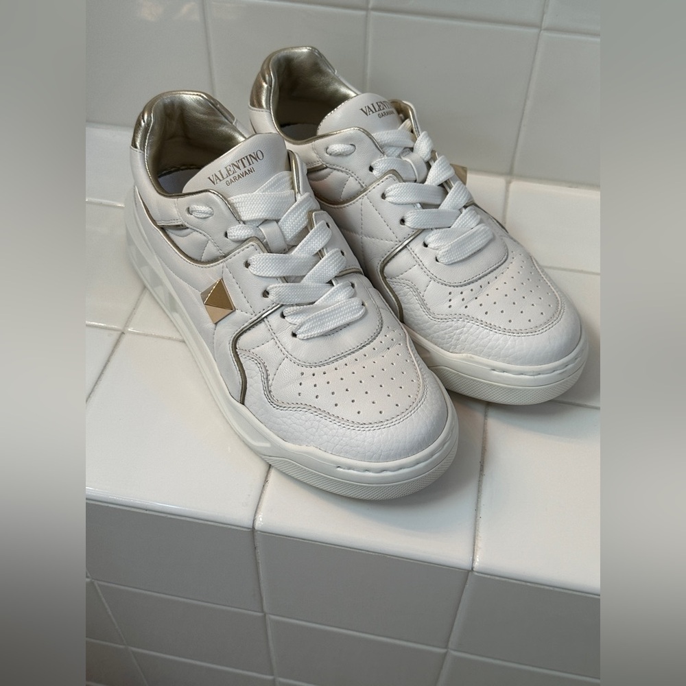 Valentino White Leather Sneakers with Gold Trim.  Authentic - Picture 9 of 14